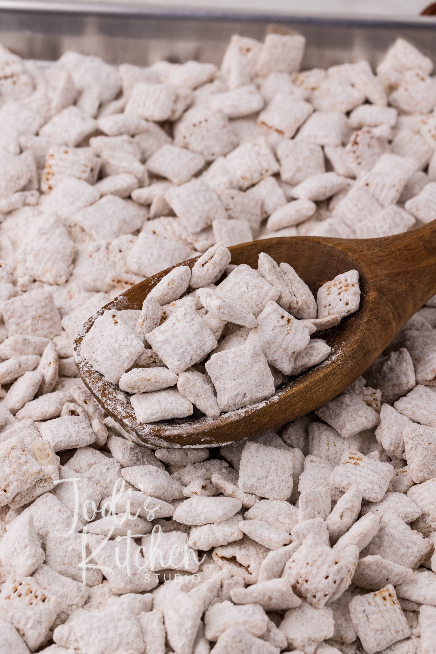 Carrot Cake Muddy Buddies