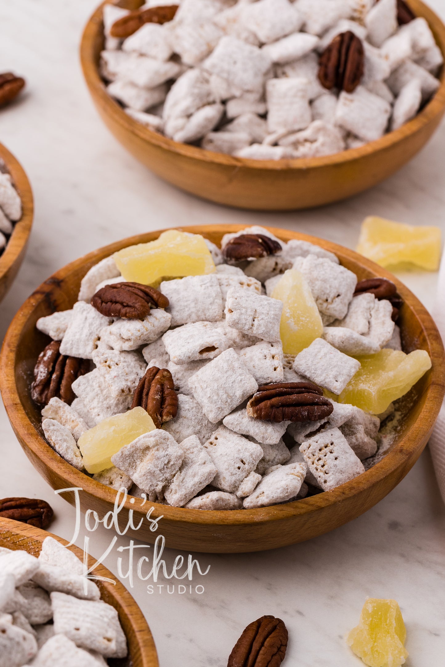 Carrot Cake Muddy Buddies