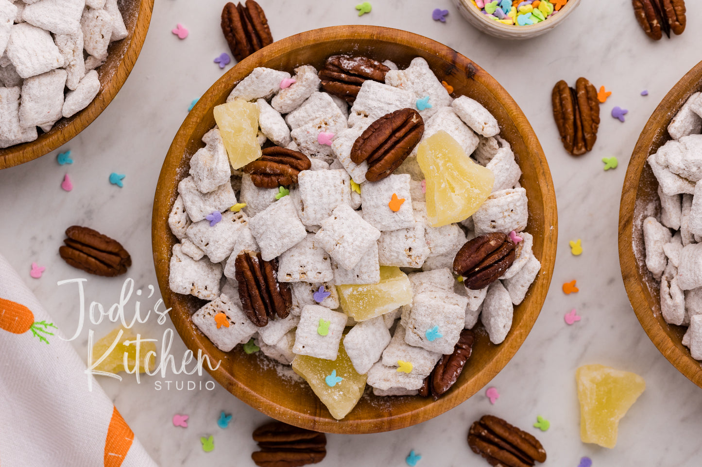 Carrot Cake Muddy Buddies