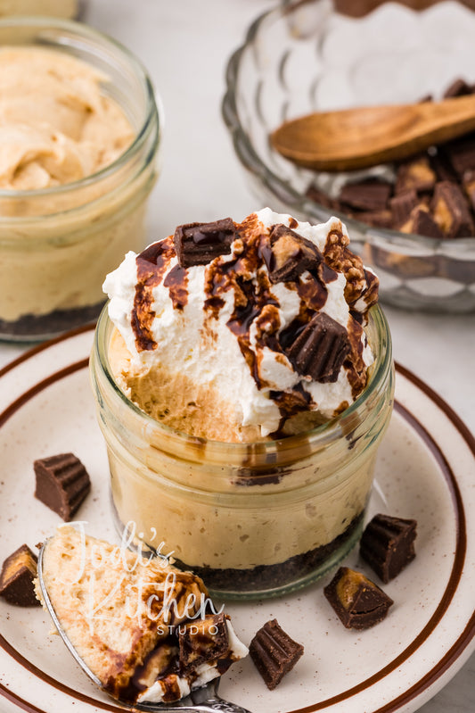 No-Bake Peanut Butter Cheesecake in a Jar