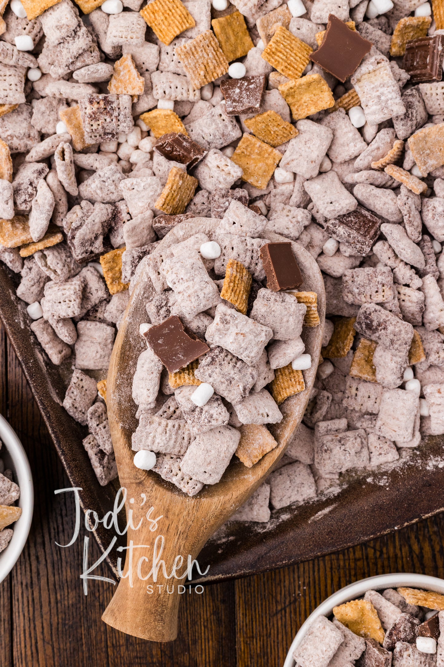 S'mores Muddy Buddies