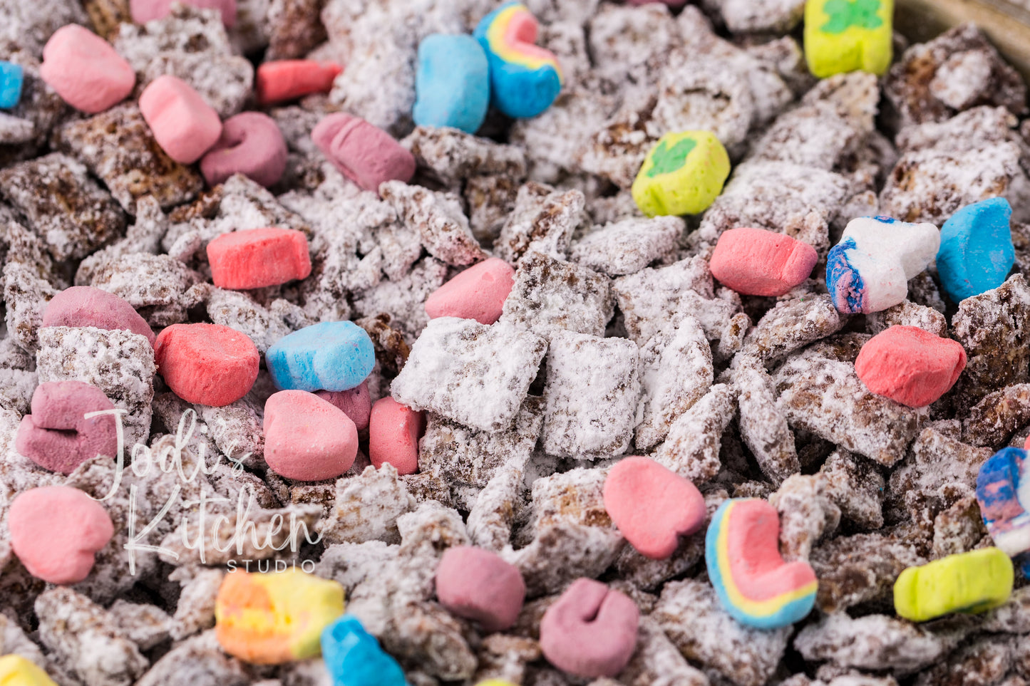 Irish Cream Muddy Buddies