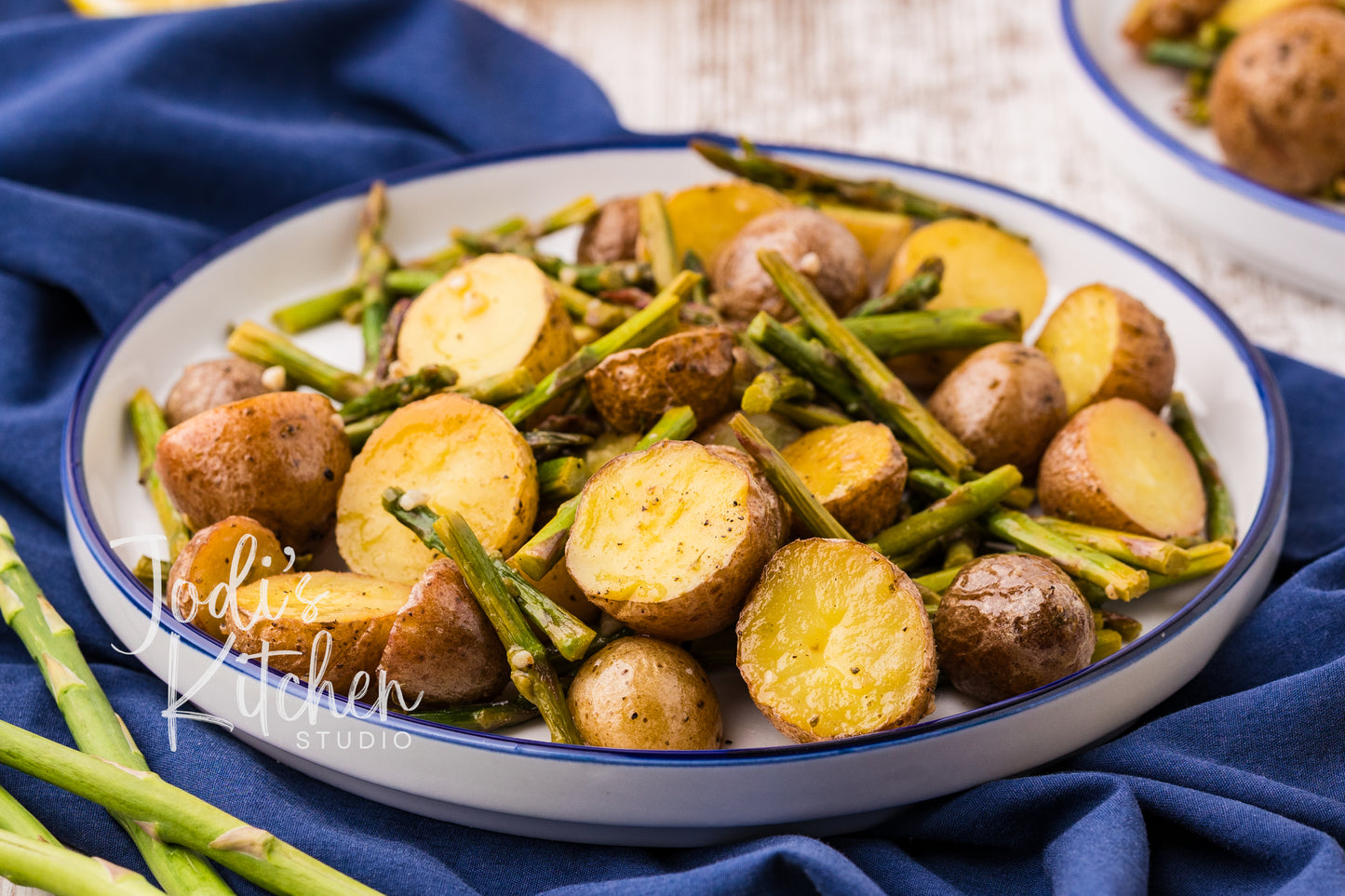Lemon Garlic Roasted Potatoes & Asparagus