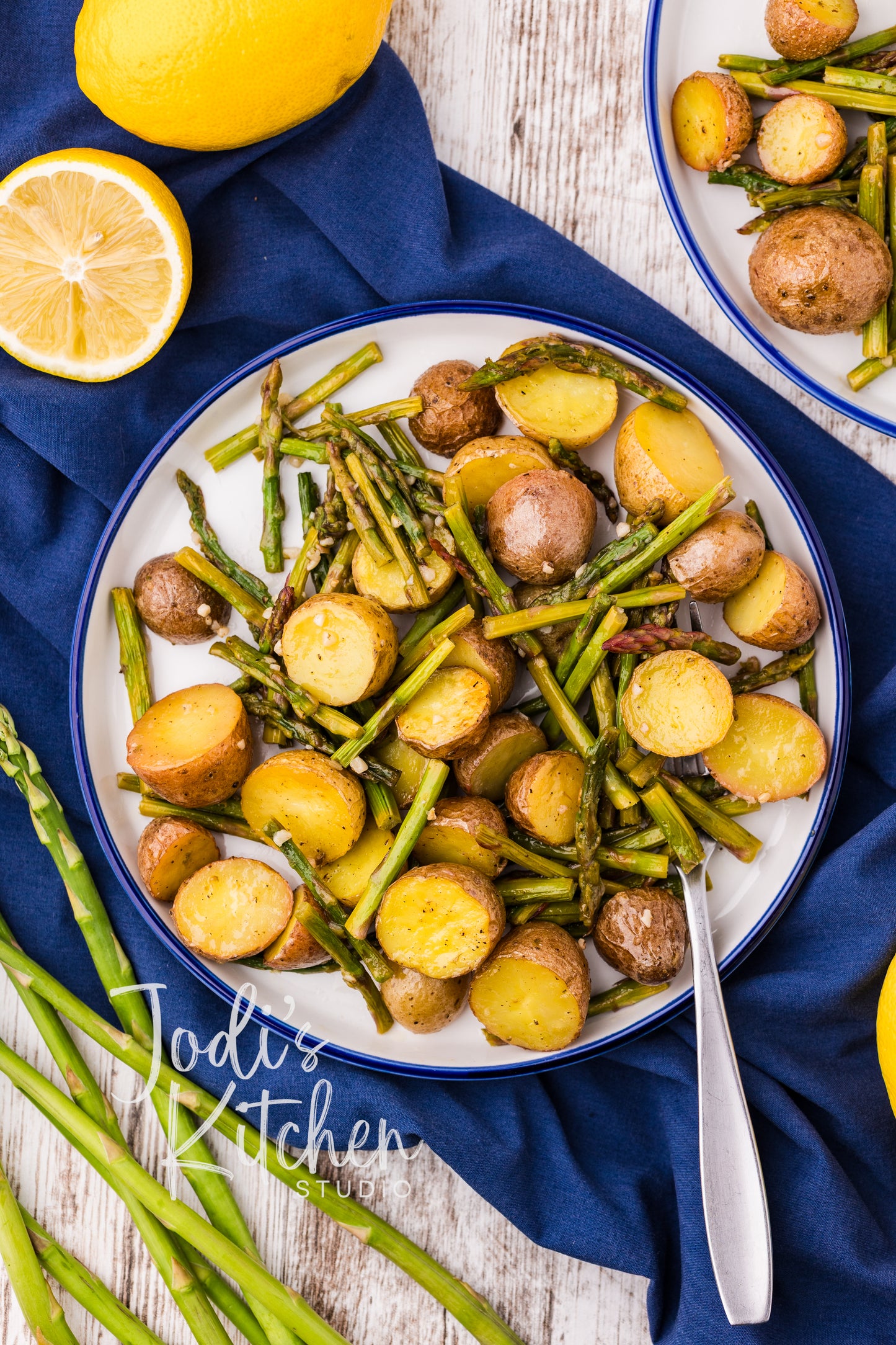 Lemon Garlic Roasted Potatoes & Asparagus