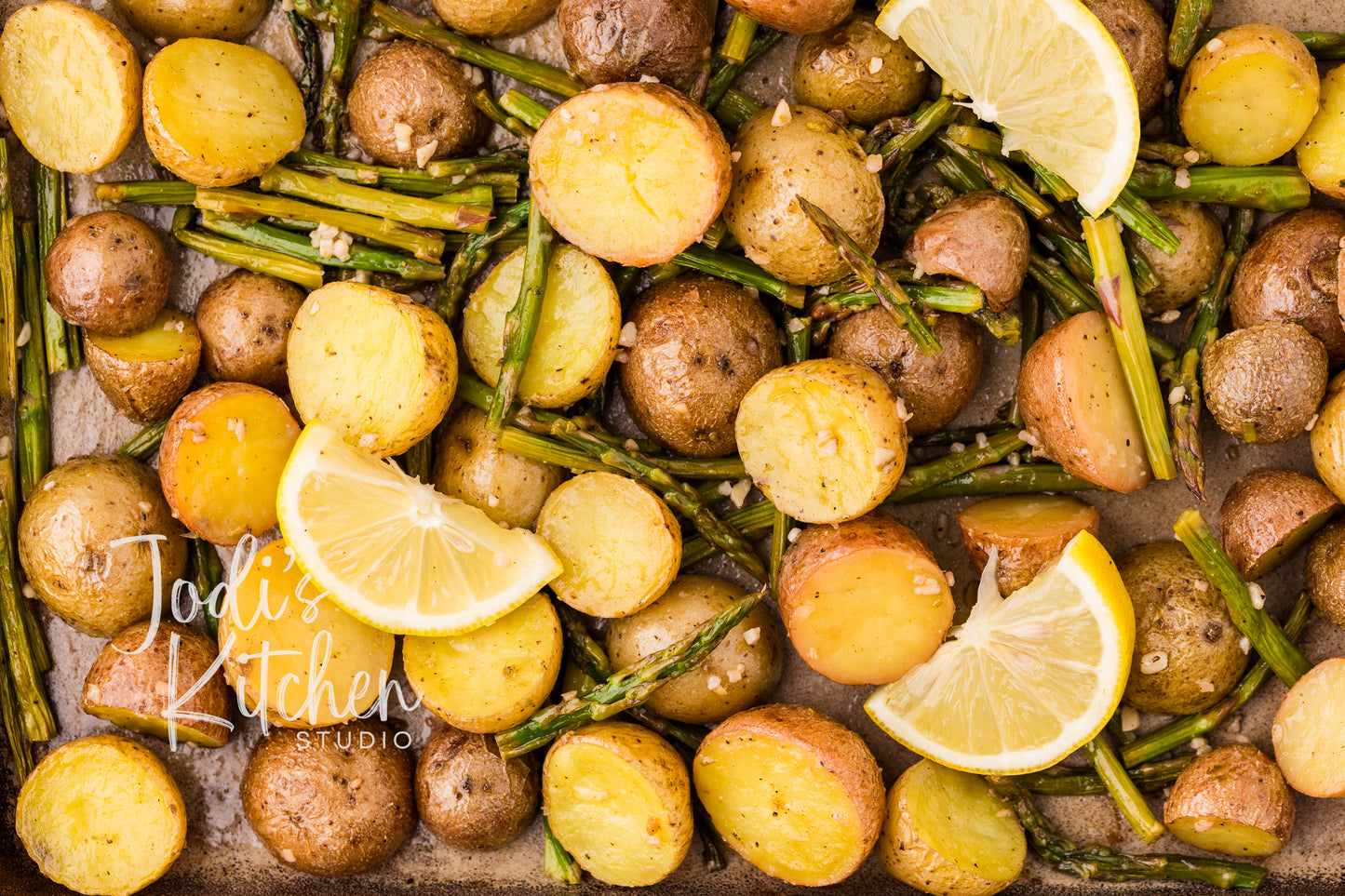 Lemon Garlic Roasted Potatoes & Asparagus