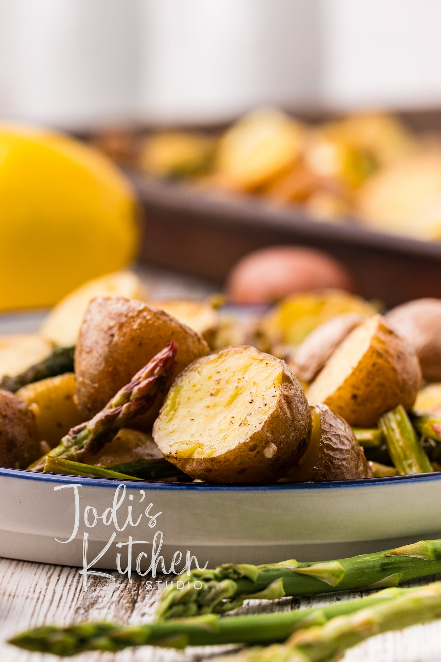 Lemon Garlic Roasted Potatoes & Asparagus